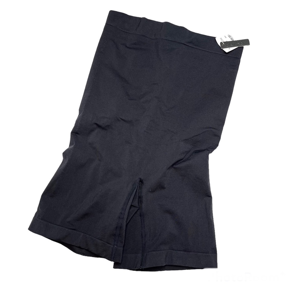 SKIMS High Waisted Bonded Short With Open Gusset NEW In Logo Pouch Size XL